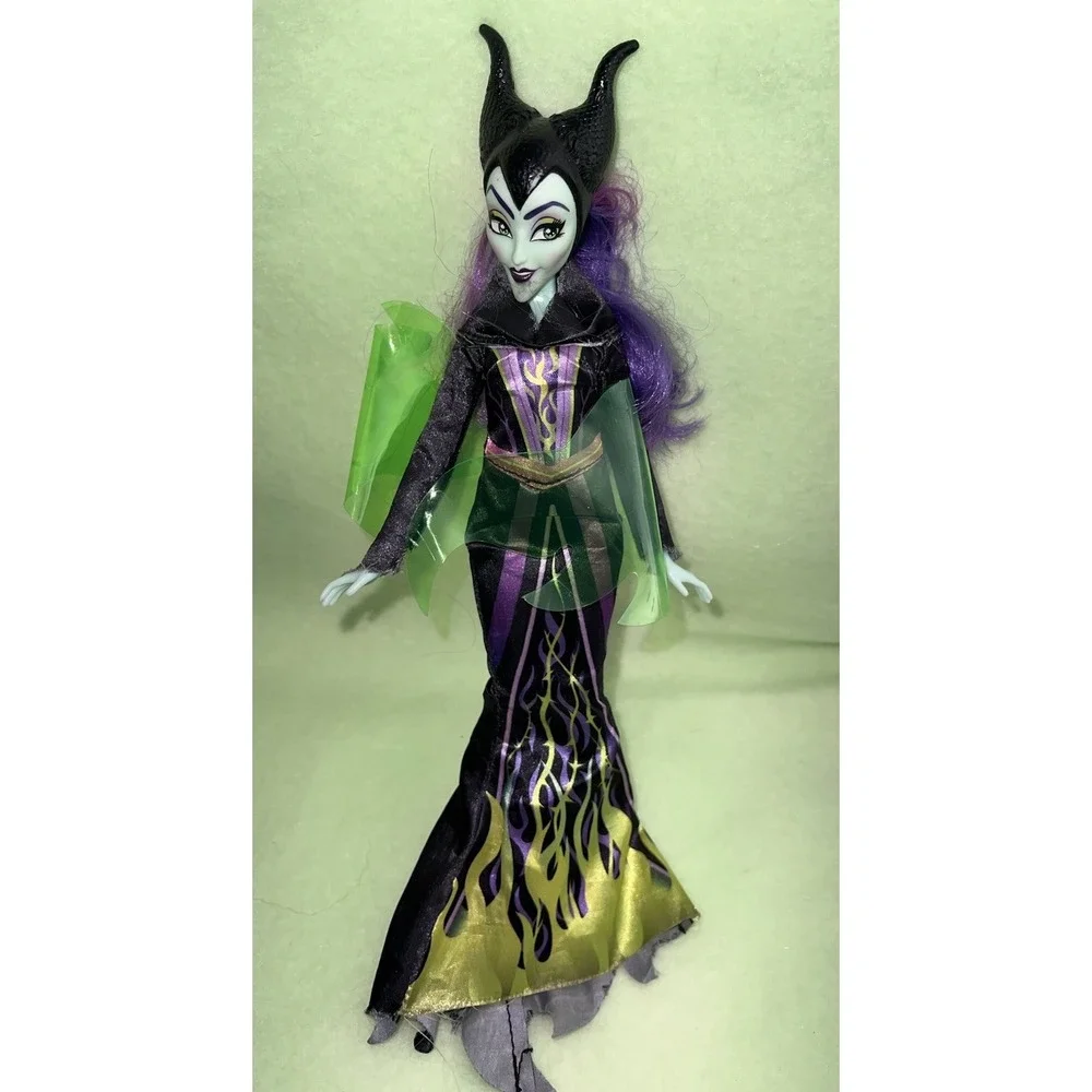Hasbro Disney Classic VILLAINS 4-pack Collection Fashion Dolls(4/b58)